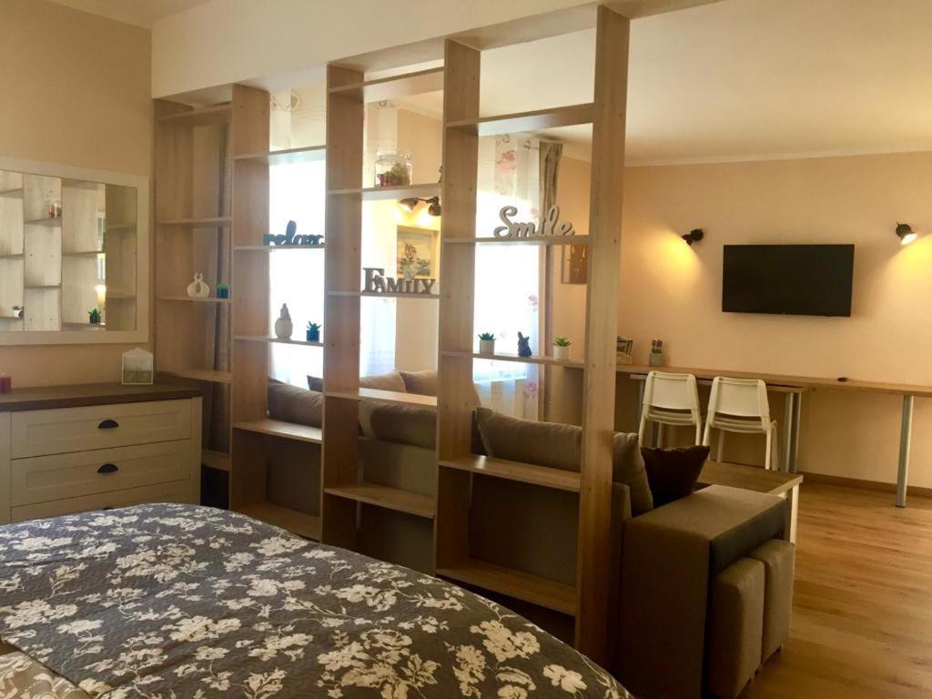 Apartments Friendly Family In The City Center Budweis Exterior foto