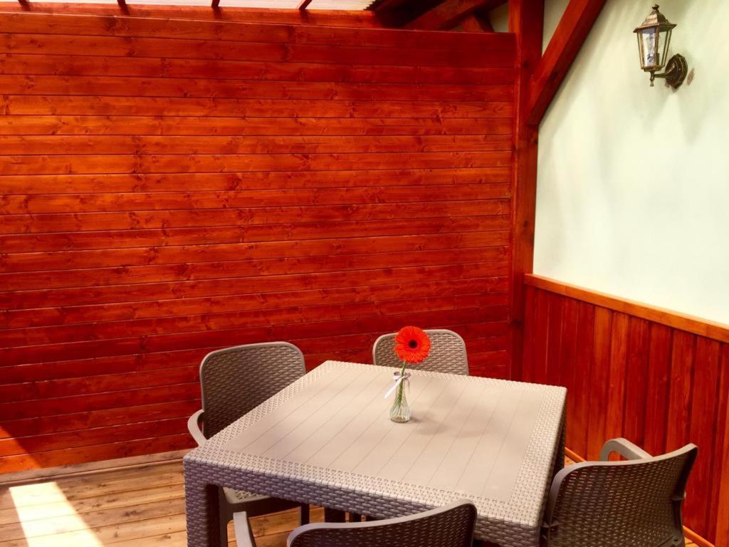 Apartments Friendly Family In The City Center Budweis Exterior foto